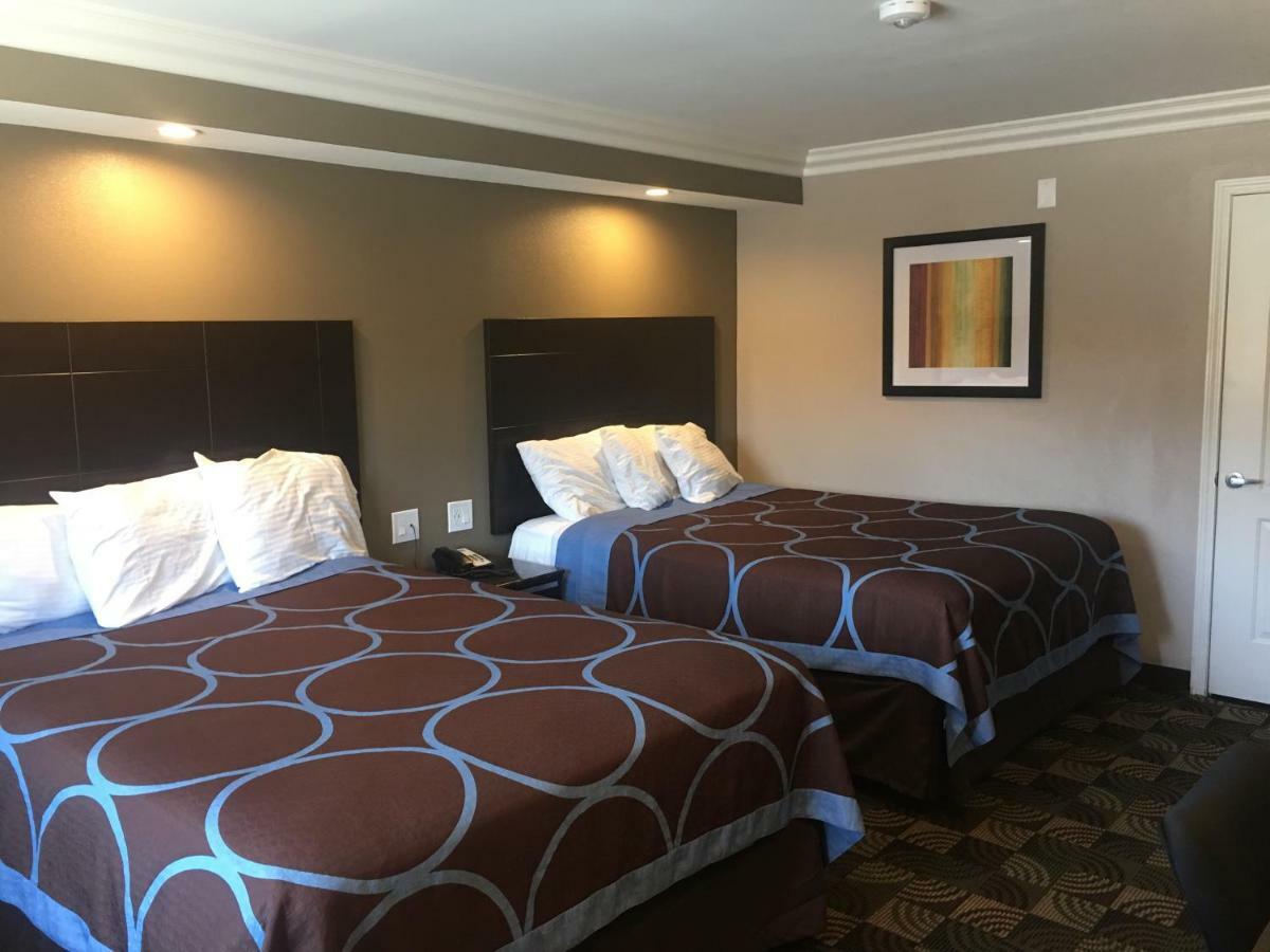Hotel Seville - Ontario Airport/Chino Экстерьер фото
